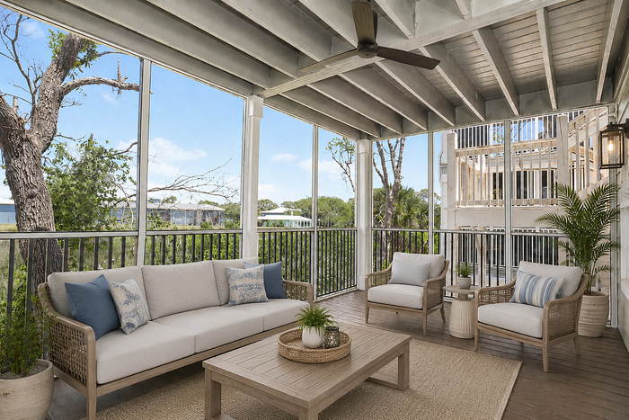 Renovated Private Porch