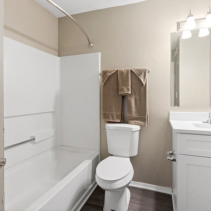 Modern bathroom featuring elegant fixtures, clean lines, and a soothing color palette for a relaxing ambiance.