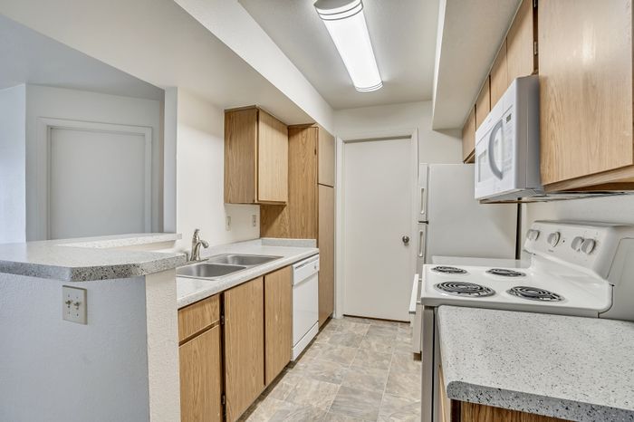 Quail Cove Apartments, Layton Utah