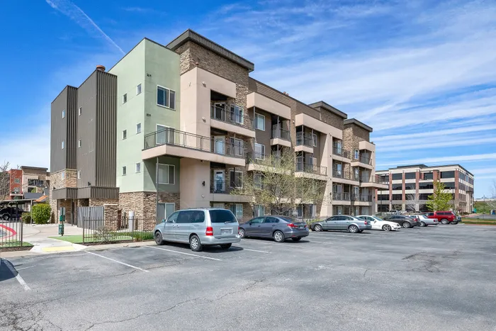 Legacy Crossing Apartments