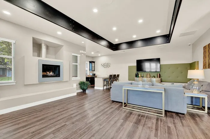 Legacy Crossing Apartments