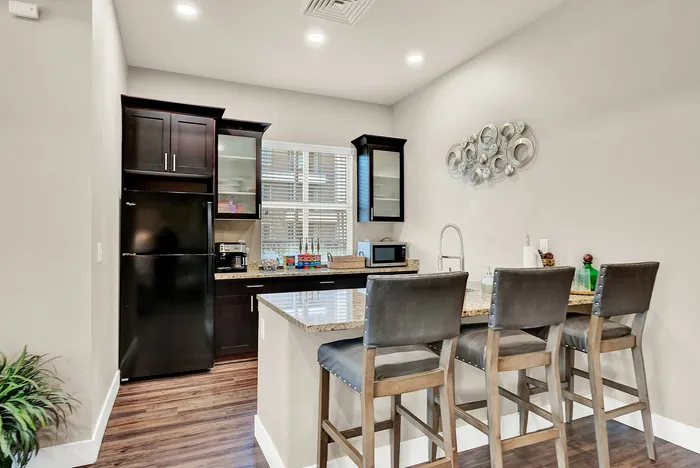 Legacy Crossing Apartments