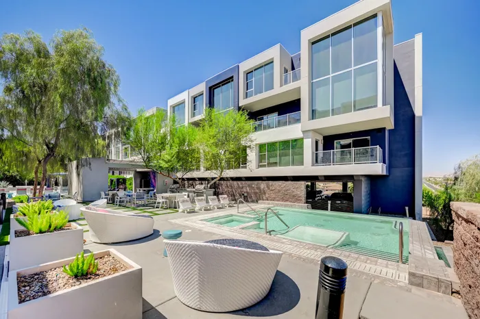 Vantage Flats & Lofts, Henderson Nevada
