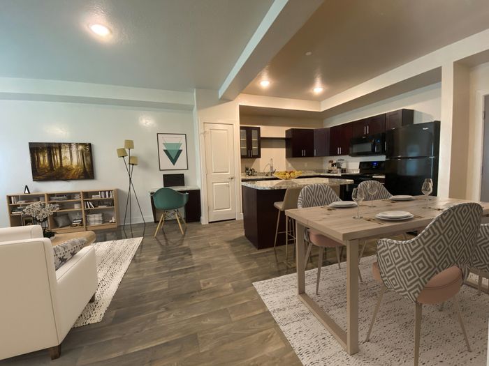 Legacy Crossing Apartments in Centerville, Utah
