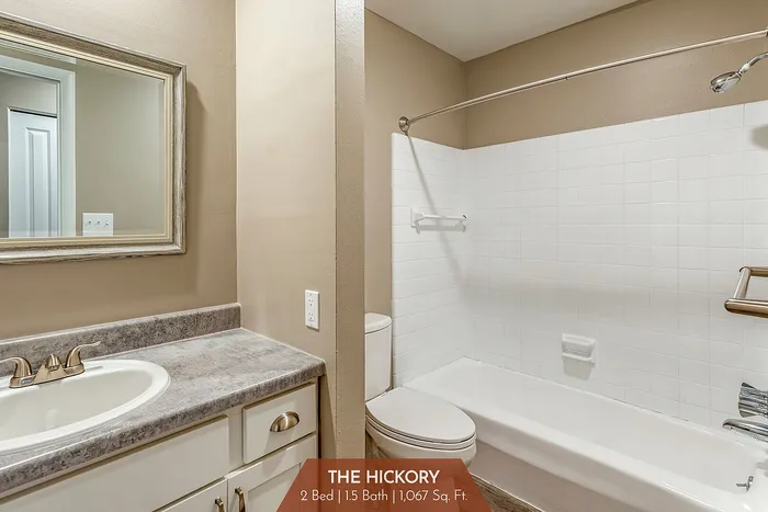 The Hickory - Bathroom