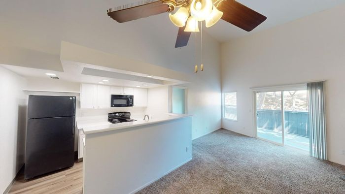 Living Room/Kitchen