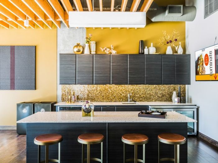 Resident Lounge At iLuminate Apartments In Phoenix, AZ