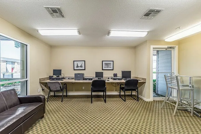 business center at arbor creek
