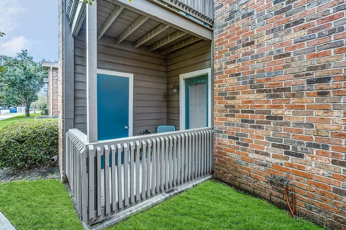 emberwood apartments patio