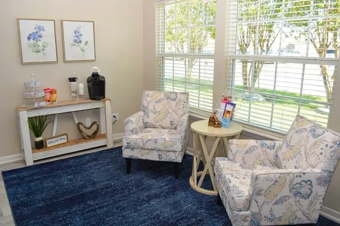 sitting area in leasing office