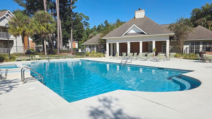 Staten Crossing - Outdoor Pool