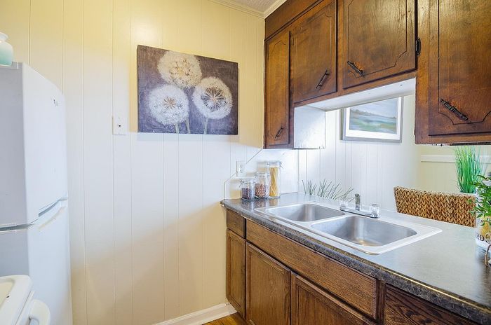 Willow Lake Apartments - Cozy Kitchen