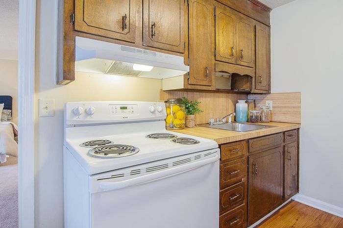 Ivey Creek Apartments - Cozy Kitchen