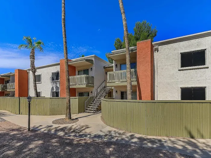 Apartment building Pantano Villas