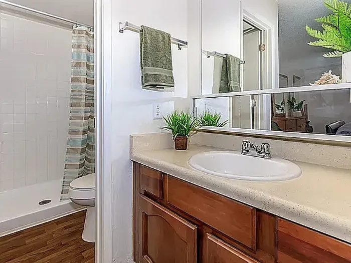 Indoor Pantano Villas