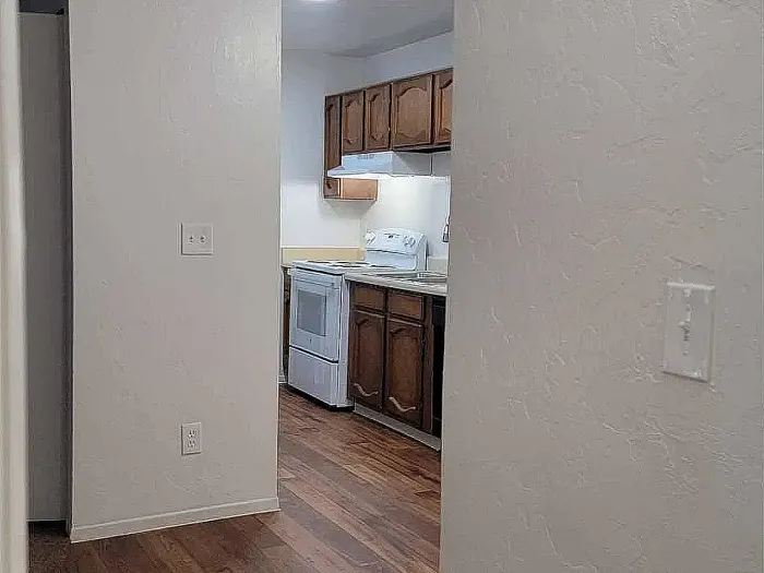 Indoor Pantano Villas