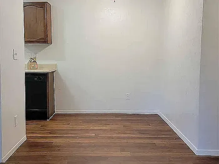 Indoor Pantano Villas