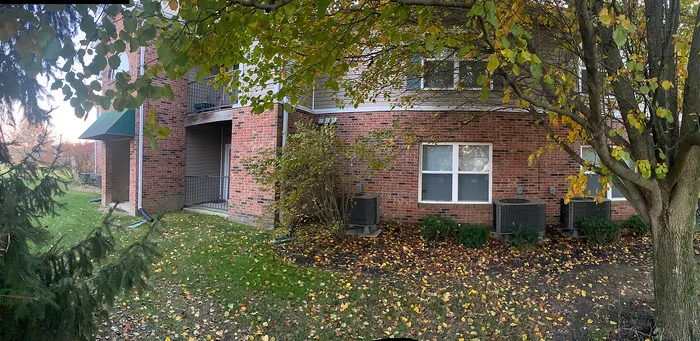 Hoosier Woods - Brick Exterior