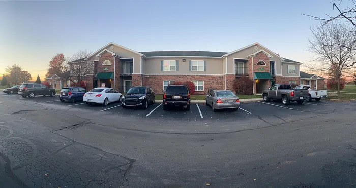 Hoosier Woods - Apartment Exterior
