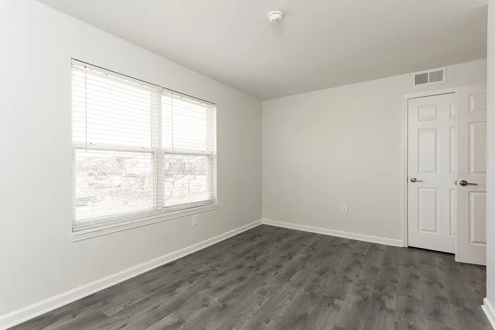 Hoosier Woods - Empty Room