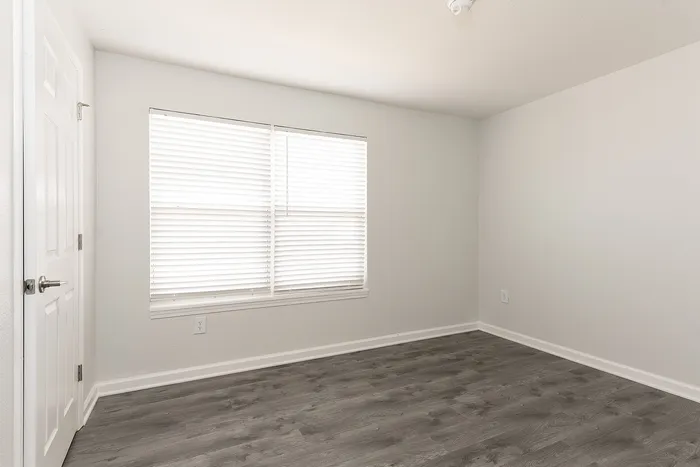 Hoosier Woods - Empty Room