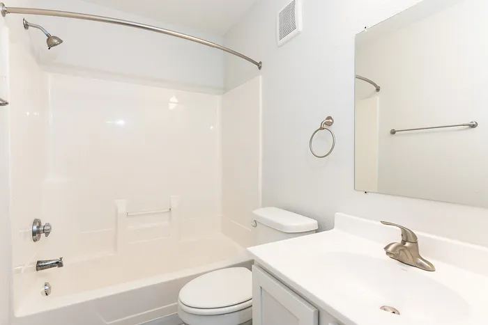 Hoosier Woods - Bathroom