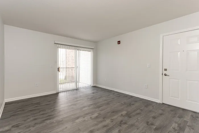 Hoosier Woods - Empty Living Room
