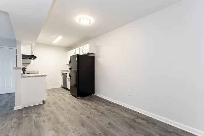 Hoosier Woods - Modern Kitchen