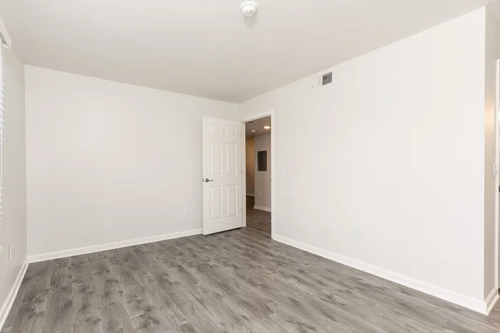 Hoosier Woods - Empty Room