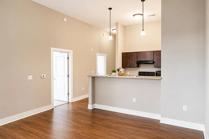 Lawrence Senior - Modern Kitchen
