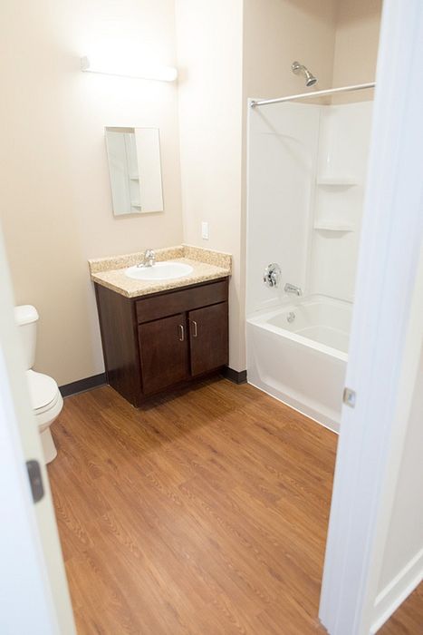 Lawrence Senior - Bathroom Interior
