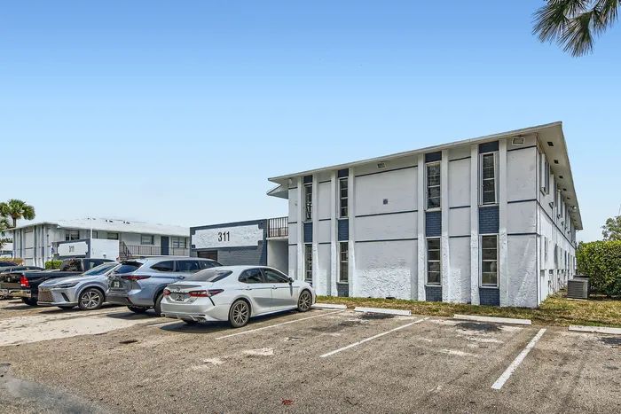 Exterior 1