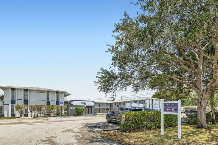 Exterior 2