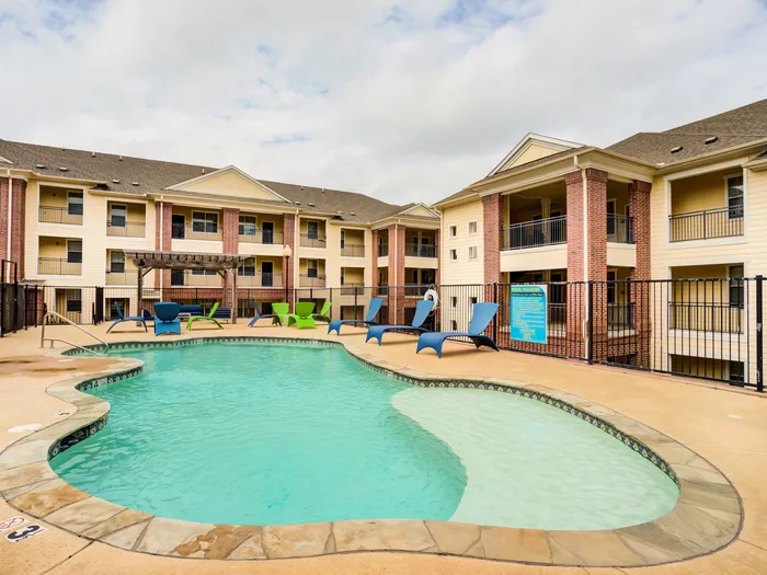 Swimming pool at The Heights Ruston