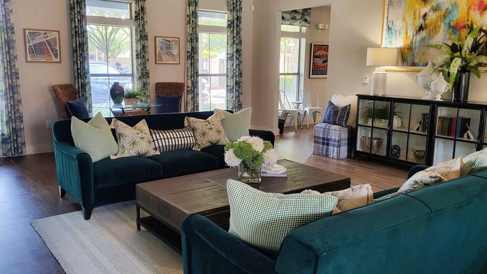 The Park on Forum - Stylish Lounge Area