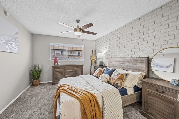Solana - Cozy Bedroom