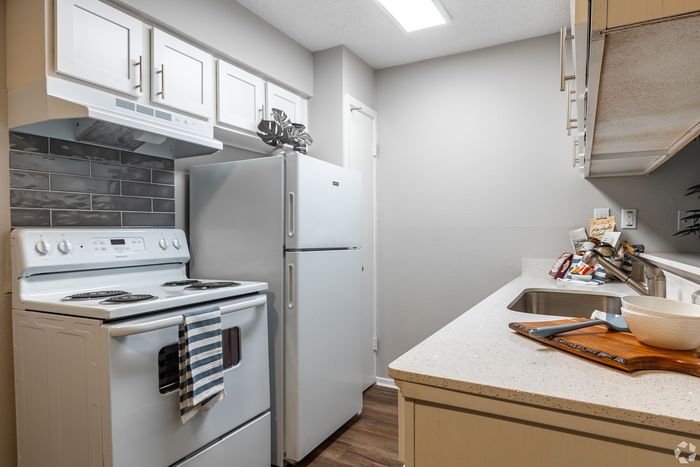 Solana - Compact Kitchen