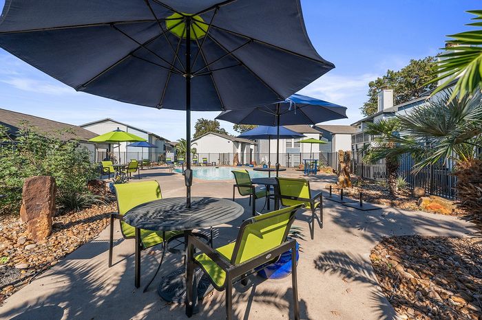 The Halston - Outdoor Pool Area