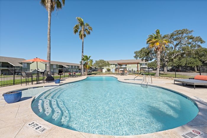 The Palm on SPID - Outdoor Pool