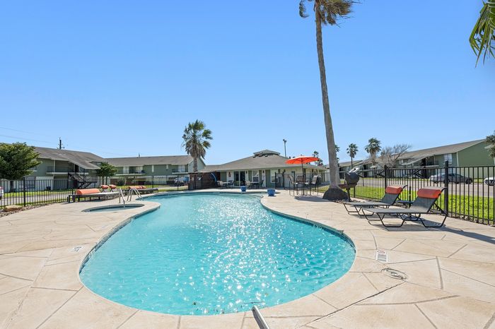 The Palm on SPID - Outdoor Pool