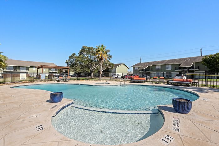 The Palm on SPID - Outdoor Pool