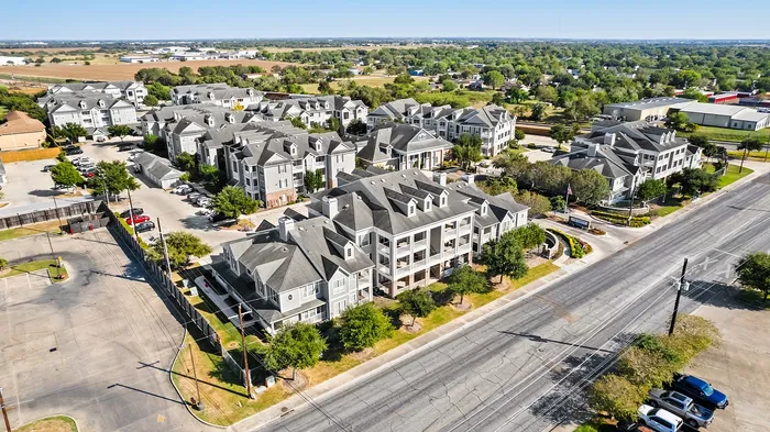 The Pointe at Victoria - Aerial View