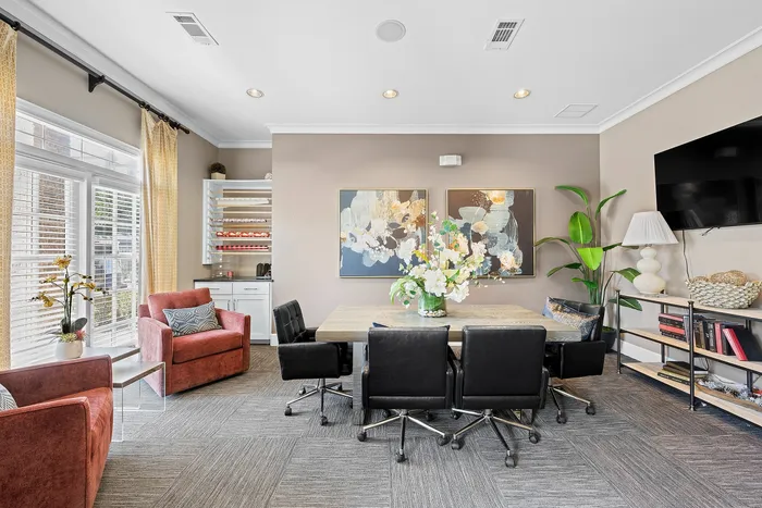 The Pointe at Victoria - Elegant Meeting Room