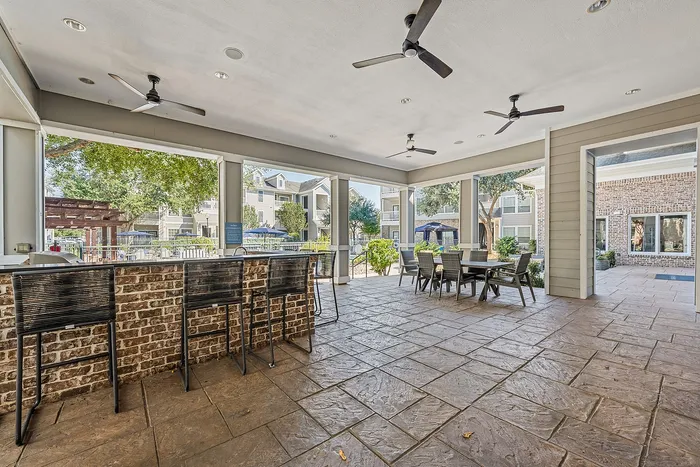 The Pointe at Victoria - Covered Patio