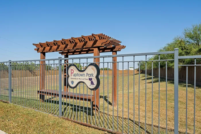 The Pointe at Victoria - Dog Park