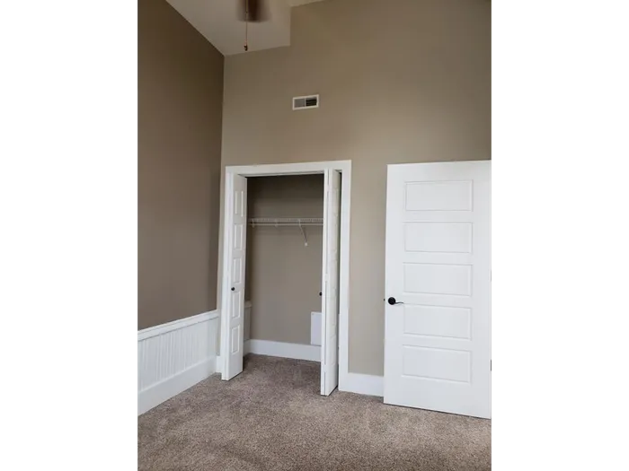 201 Bedroom Alt