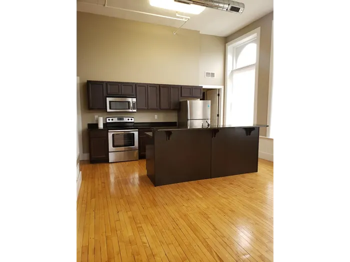 201 Kitchen Alt