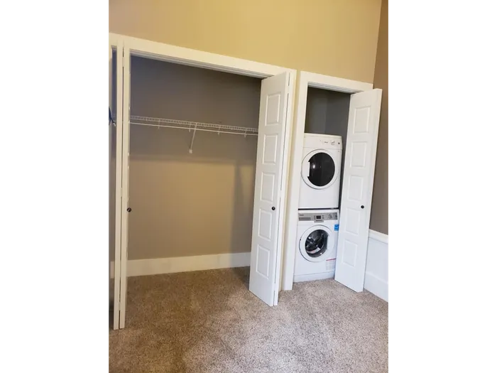 201 Bedroom Washer / Dryer