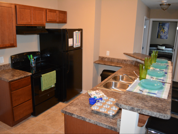 4 Bedroom x 2 Bathroom