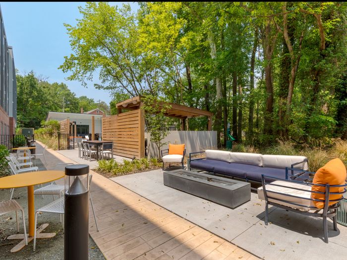 Outdoor Lounge